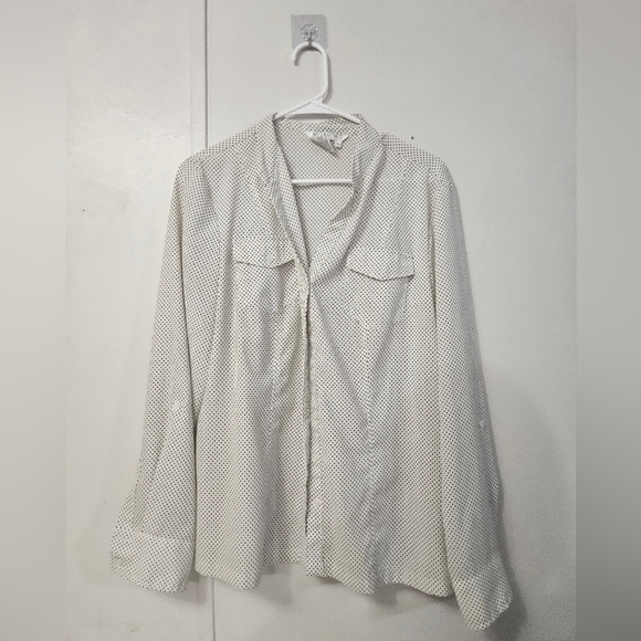 Como Tops - Como Stretch White Polka Dot Button Down Blouse!